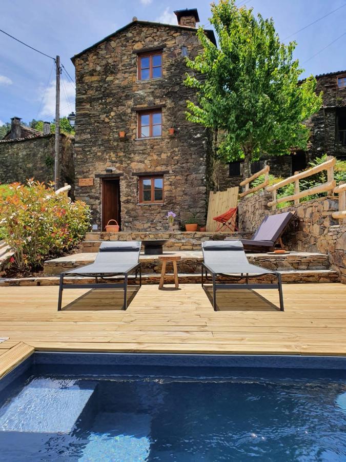 Casa Do Ti Tote Holiday home Talasnal